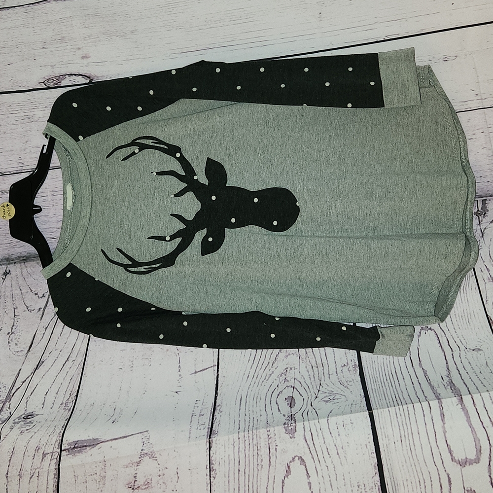 Reindeer top size large, gray